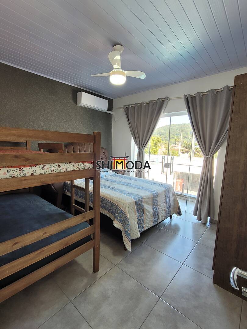 Sobrado à venda e temporada com 5 quartos, 293m² - Foto 42